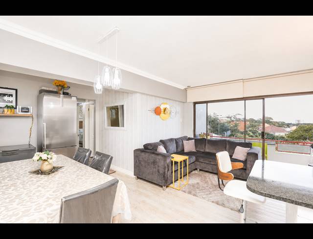 2 BEDROOM APARTMENT FOR SALE IN ESSENWOOD